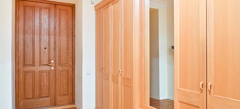 Prehung Wood Interior Doors in Three Lakes, FL